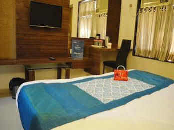 Oyo Rooms Railway Station Ankleshwar Exterior foto